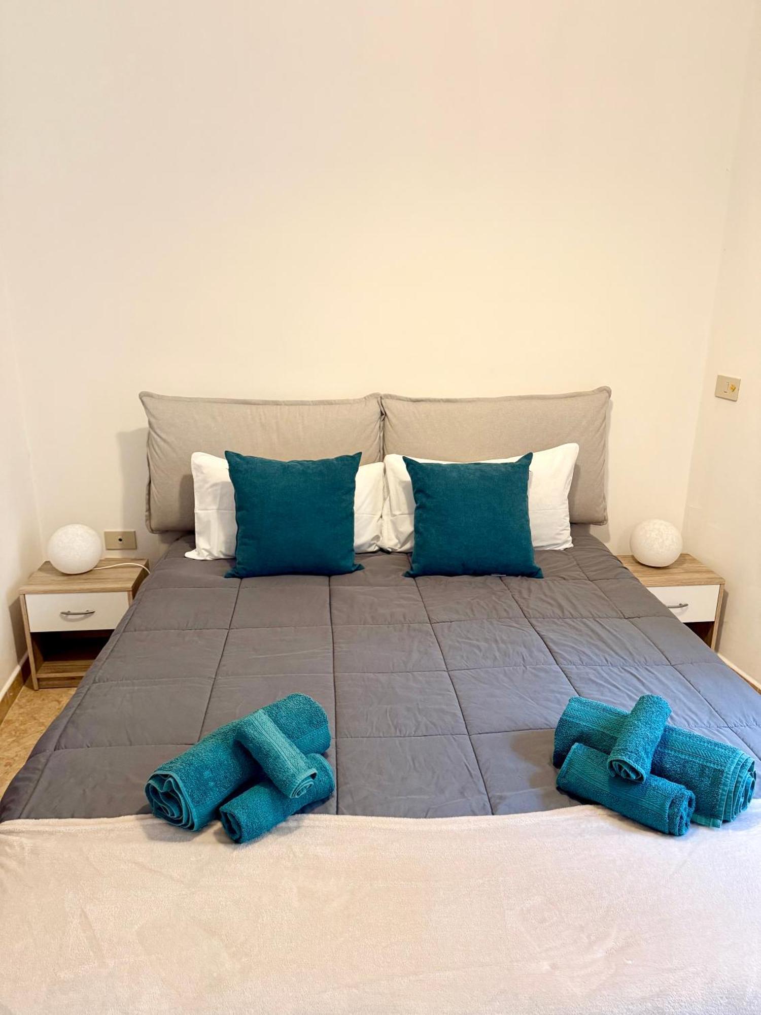 Gigi'S Apartment Палермо Экстерьер фото